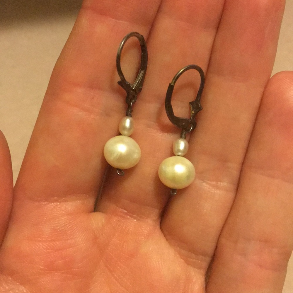 🌊 Lovely Sterling Silver Pearl Drop Earrings 🌊